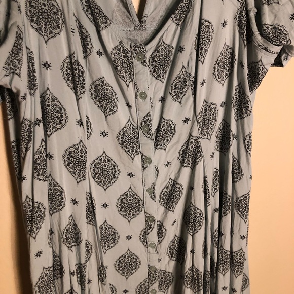 Button down dress - Picture 2 of 4